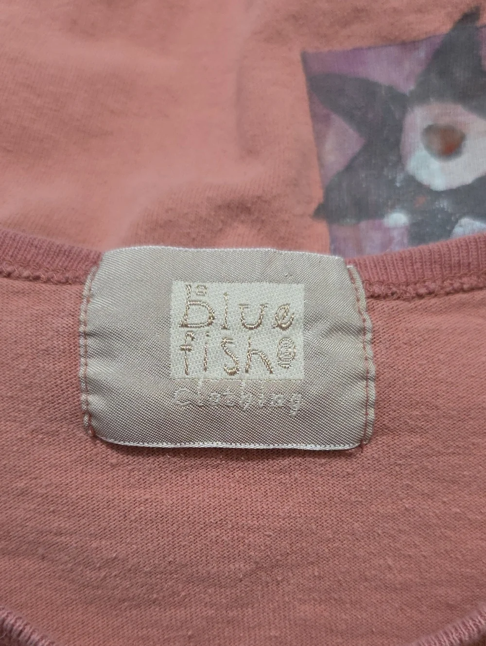 Blue Fish Grasshopper Short Sleeve Tee in Faded Red Size 2